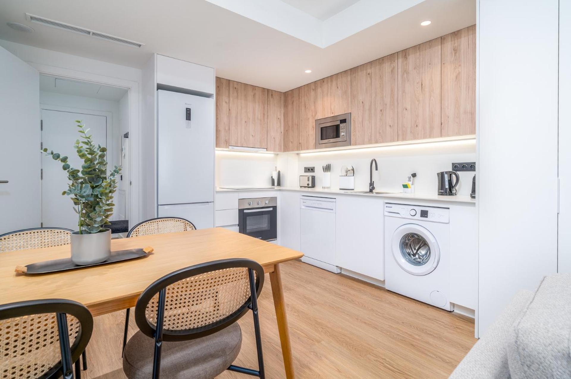 Limehome Barcelona Placa Pirineus Оспиталет-де-Льобрегат Экстерьер фото
